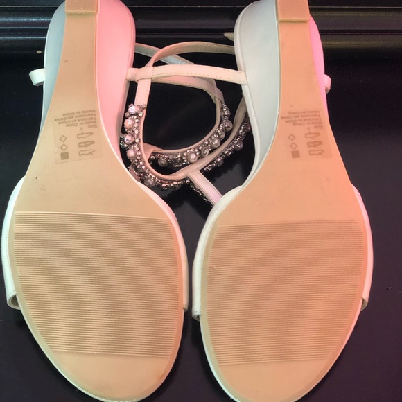 David's Bridal White Sandals with Silver Accents - Picture 6 of 9